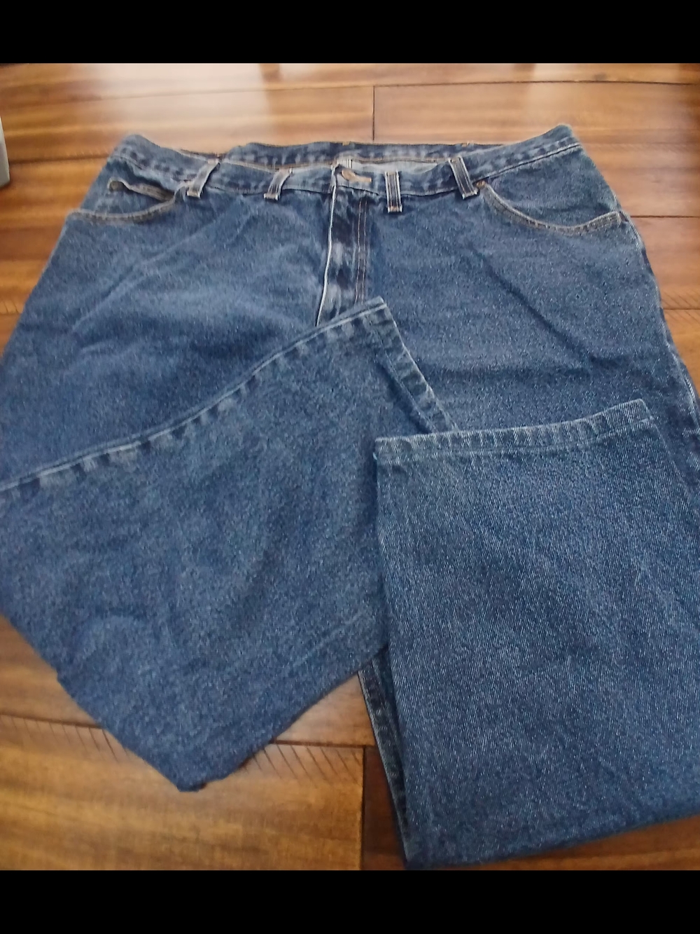 Wrangler Men’s Dark Blue Denim Jeans